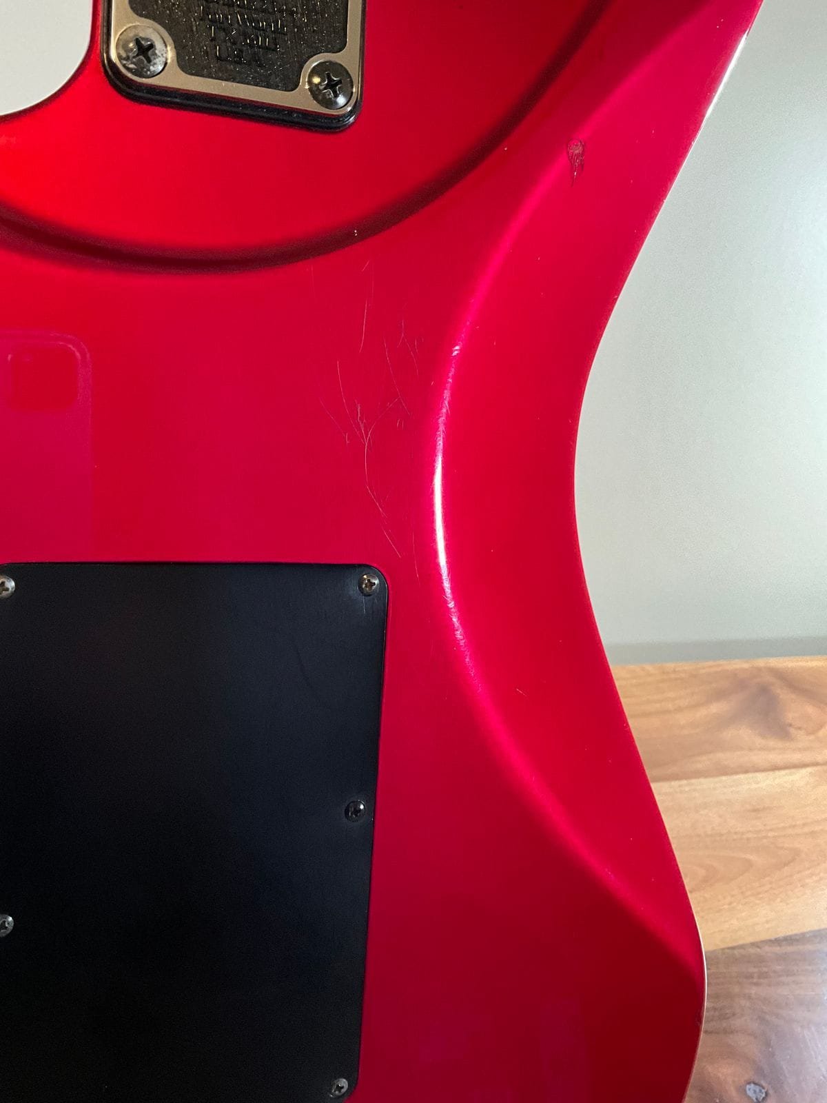 Charvel 375 Deluxe with Rosewood Fretboard 1989 - 1991 - Magenta - Image 13