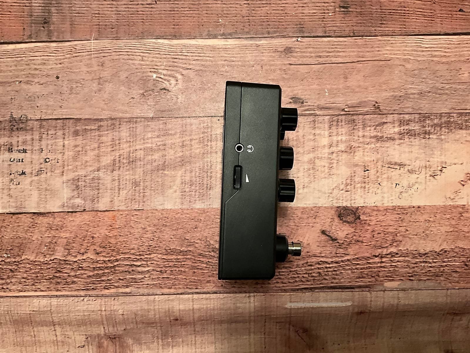 Line 6 POD Express Bass 2024 - Present - Grey / Black - Image 12