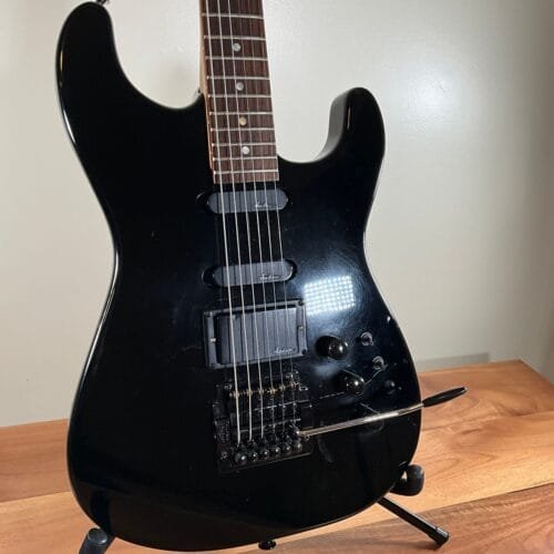 Charvel Model 4 HSS with Rosewood Fretboard 1986 - 1989 - Black