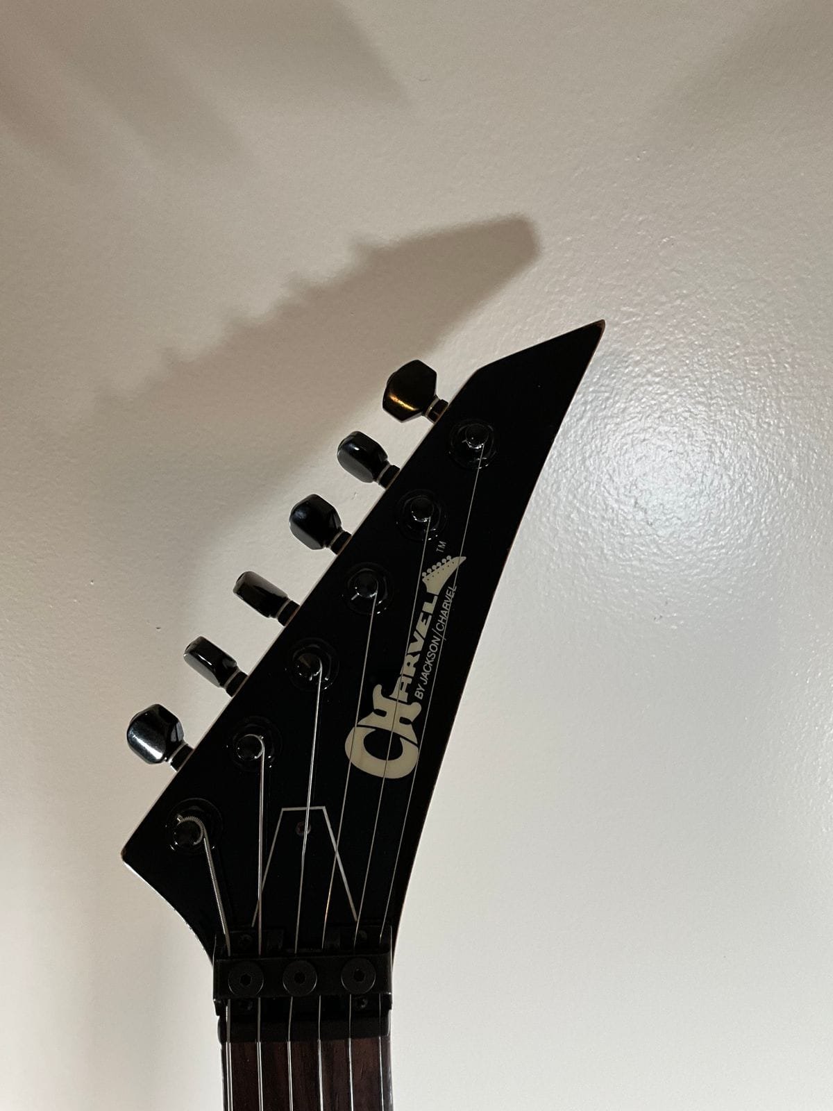 Charvel Model 4 HSS with Rosewood Fretboard 1986 - 1989 - Black - Image 4